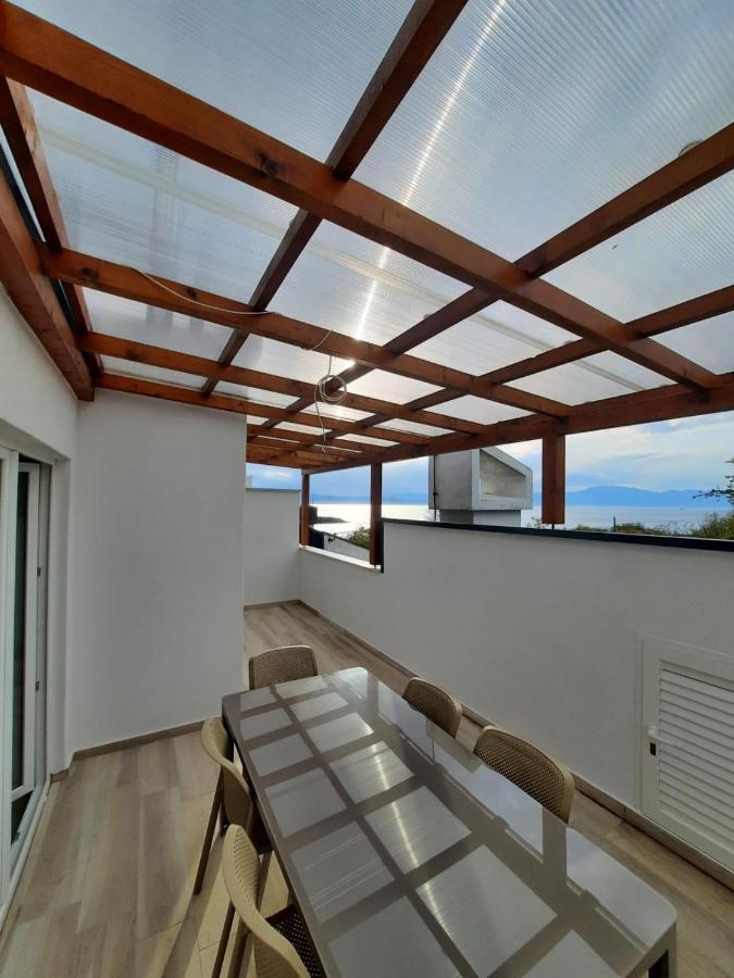 Njivice, Otok Krk, Apartman Dora Luaran gambar